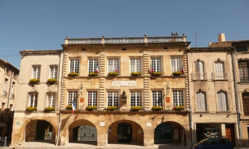 BAGNOLS SUR CEZE