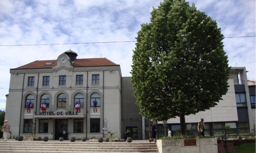 LE CHAMBON FEUGEROLLES