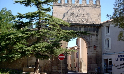 MONTEUX
