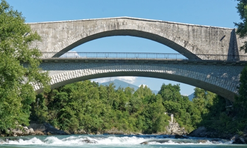 LE PONT DE CLAIX